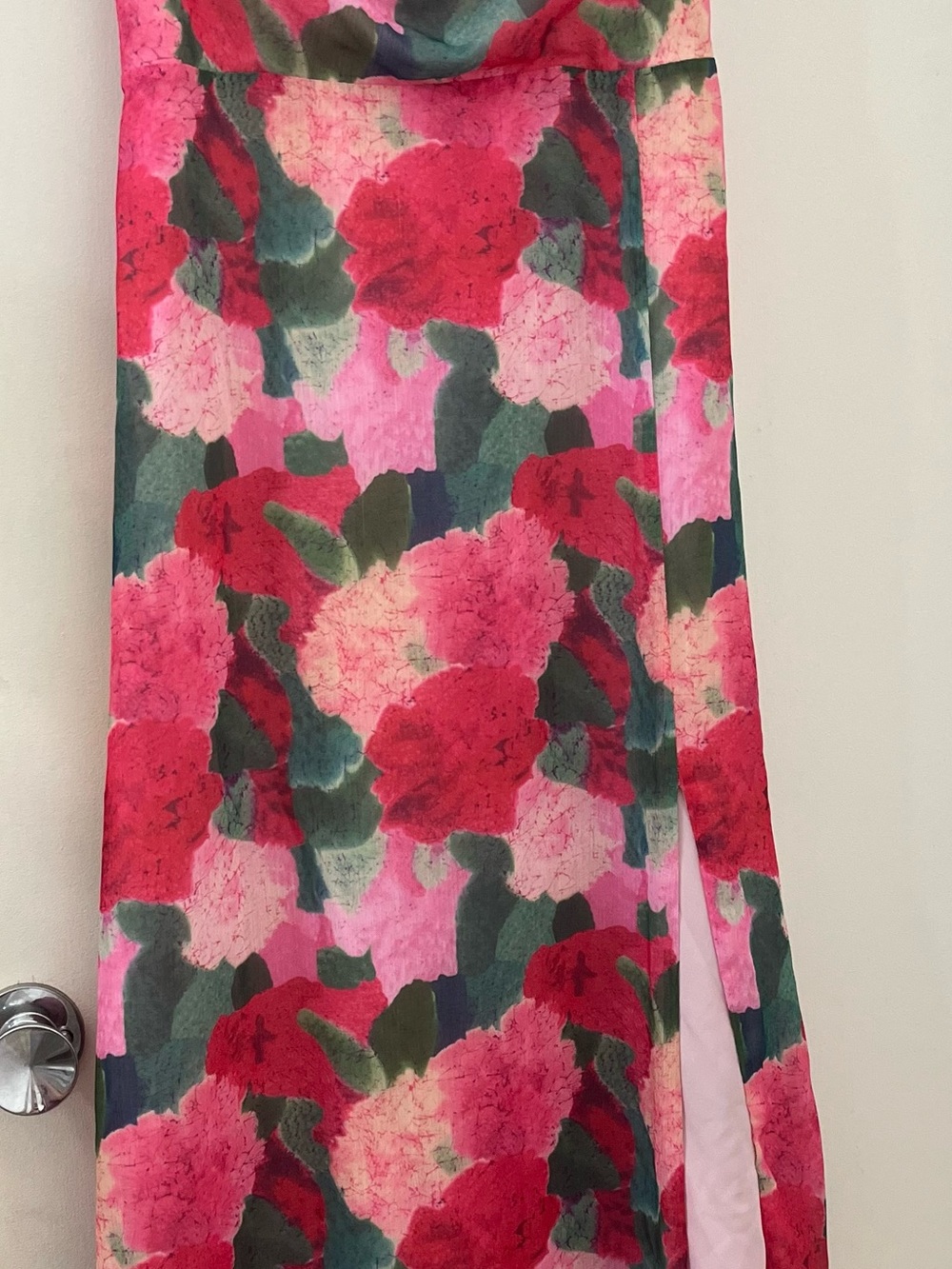 Louna floral cowl neck dress - Picture 11 of 16